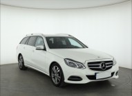 Mercedes-Benz Klasa E W213 , 170 KM, Skóra, Navi, Klimatronic, Tempomat, Parktronic,