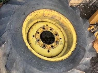 Opony 12.5/80-18 , Felga 10x18-1