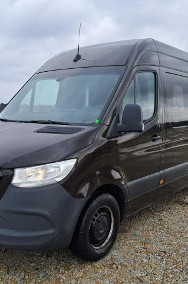 Mercedes-Benz Sprinter-2