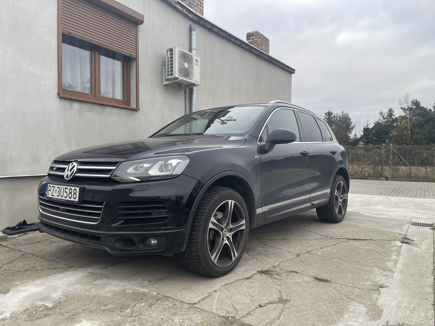 Volkswagen Touareg II 3.0 TDI R-line