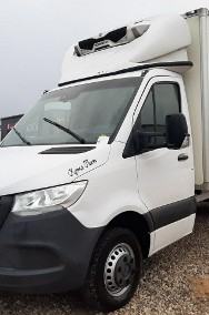 Mercedes-Benz Sprinter-2