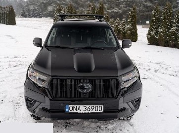 LC 2.8 D-4D Executive 204KM 2022r