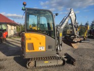 Minikoparka Volvo EC 18 E 2022r 530mtg sprowadzona cena 99500+vat