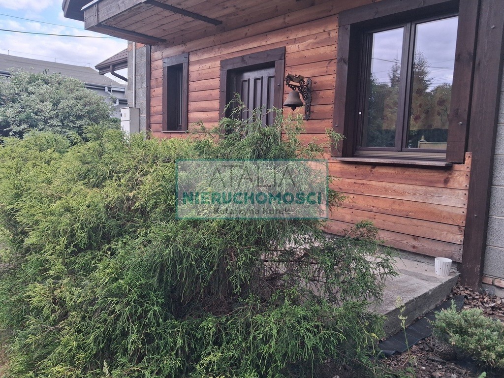 Dom wolnostojący z altana i pięknym ogrodem - Widok 6