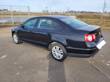 Volkswagen Passat 2.0 TDI DPF Trendline-1