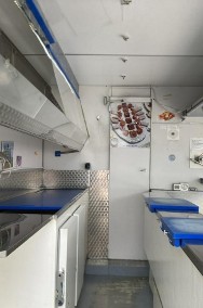 Peugeot Boxer Autosklep wędlin ryb sklep Gastronomiczny Food Truck Foodtruck Borc-2