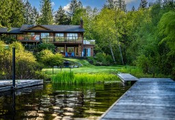 Dom Shawnigan Lake