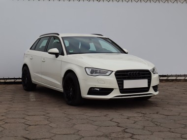 Audi A3 III (8V) , Automat, Skóra, Navi, Xenon, Bi-Xenon, Klimatronic,-1