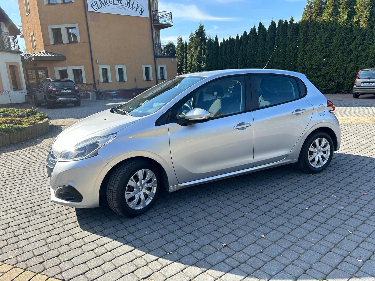 Peugeot 208 I salon polska