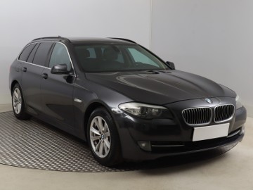 BMW SERIA 5 , Skóra, Navi, Klimatronic, Tempomat, Parktronic