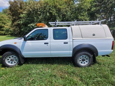 Nissan NP300 2.5D 130KM belka świetlna, hak, wciągarka 6000 kg, napęd 4x4+redukto-1