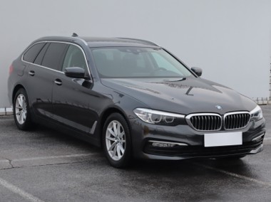 BMW SERIA 5 , 190 KM, Automat, Navi, Klimatronic, Tempomat, Parktronic,-1