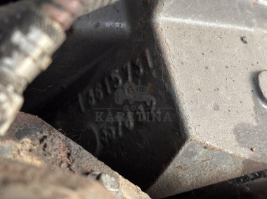 Massey Fergusson 3690 Zwolnica Lewa 3615730M11-1