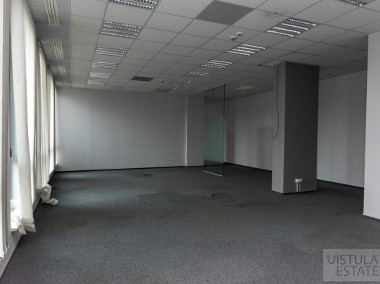 Piętro w biurowcu 821 m2-1
