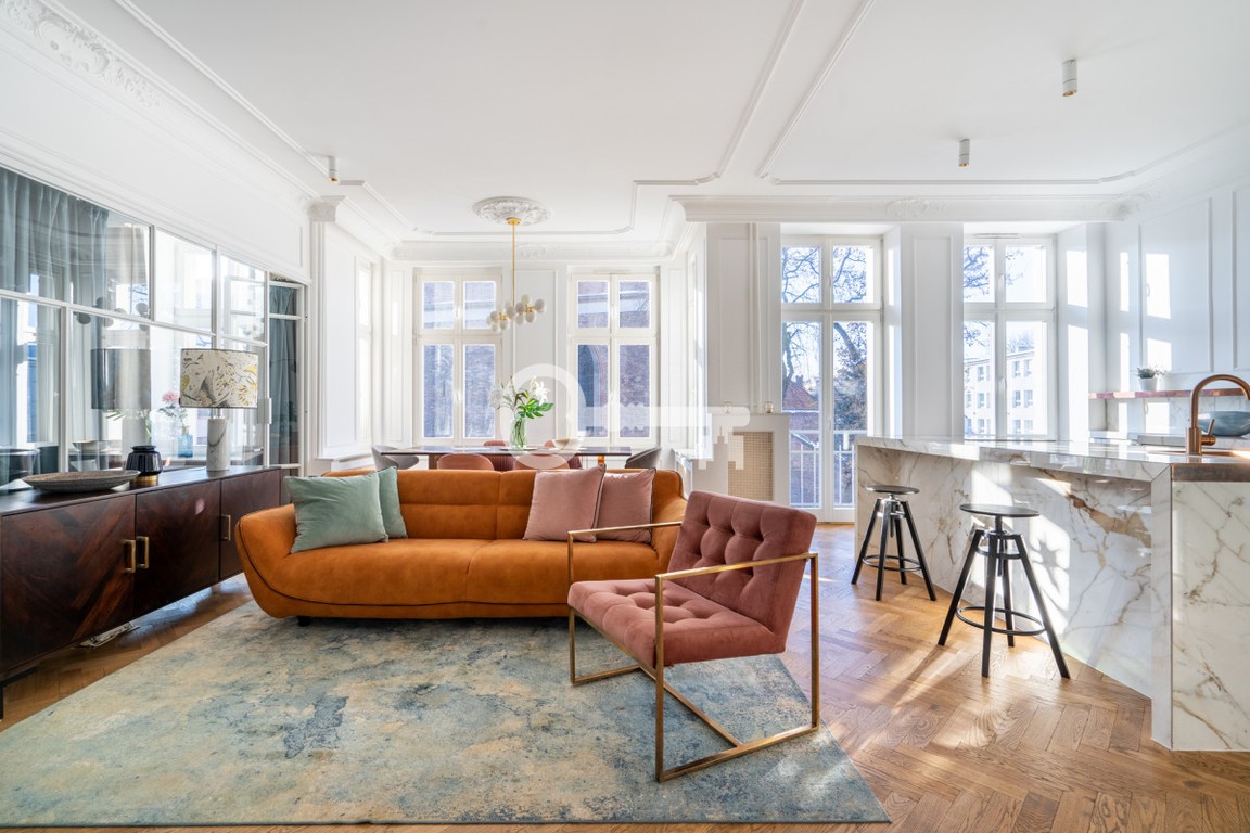 Apartament w przedwojennej kamienicy