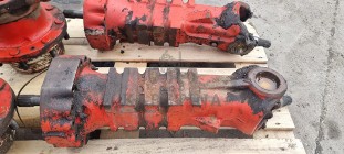 Manitou 628 Obudowa Przedniej Osi Pochwa 27906001619