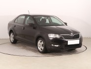 Skoda Rapid , Salon Polska, Klima, Parktronic, Podgrzewane siedzienia