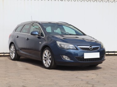 Opel Astra J , GAZ, Klimatronic, Tempomat, Parktronic,-1