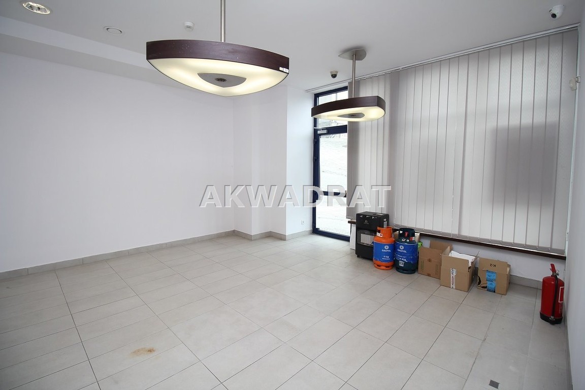 Lokal użytkowy w Centrum Wałbrzycha 48 m² - Widok 2