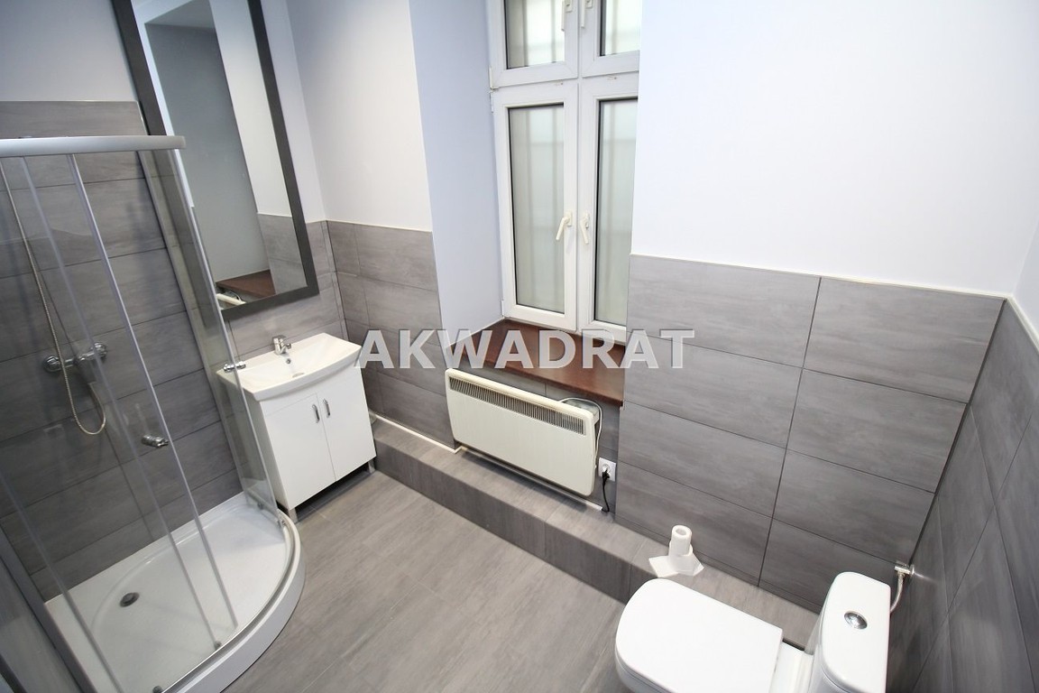 Lokal użytkowy w Centrum Wałbrzycha 48 m² - Widok 6