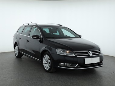 Volkswagen Passat B7 , DSG, Skóra, Klimatronic, Tempomat, Parktronic,-1