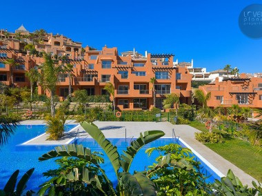 Luksusowy Penthouse z Widokiem na La Concha i Morze w Marbella Golf Valley-1