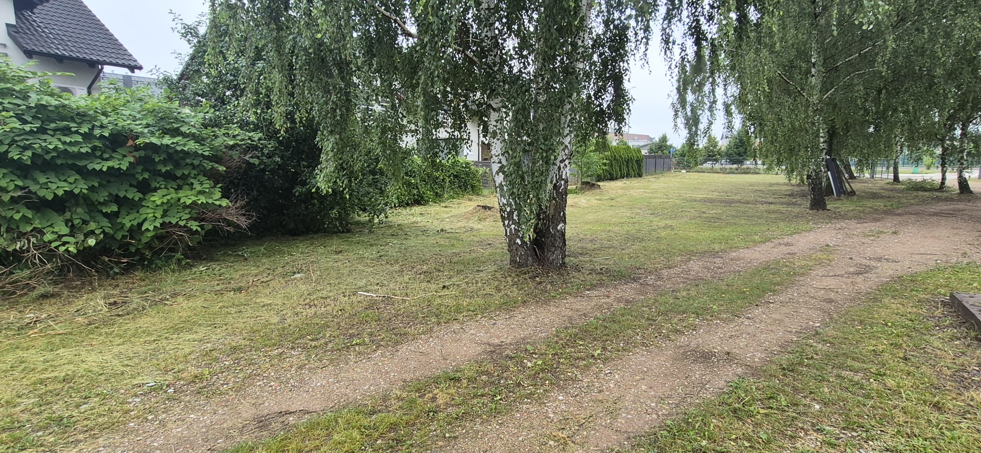 Nieruchomość gruntowa z budynkiem mieszkalnym i warsztatem 62-050 Mosina. - Widok 2