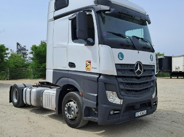 Mercedes-Benz Actros-1