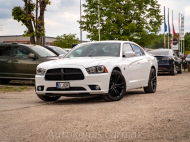  5.7 RT V8 374KM-1