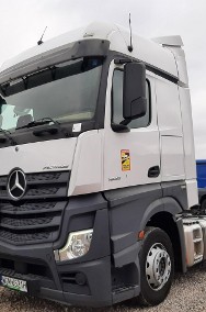 Mercedes-Benz actros-2