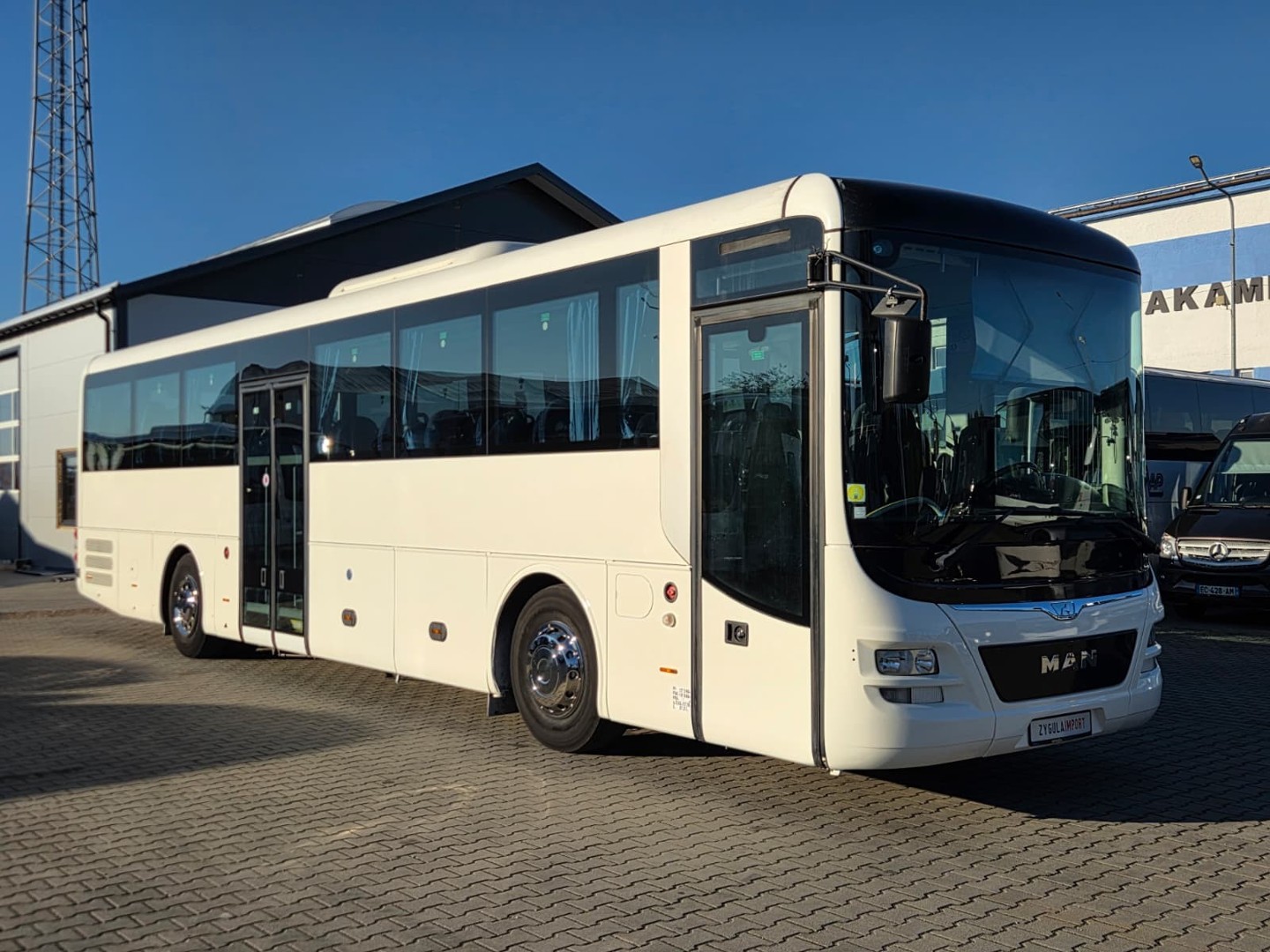 MAN LION'S INTERCITY  SPROWADZONY   179 000 KM