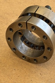 John Deere 8200 8400 8600 9600 Piasta koła pasowego głowicy tnącej AZ103733-2