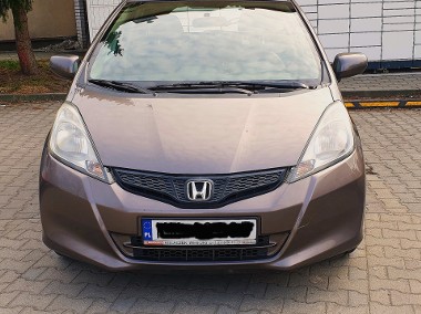 Honda Jazz III 2011 r. 1198 cm I-VTEC 90 KM ( 66 KW) + 4,opon zim.-1