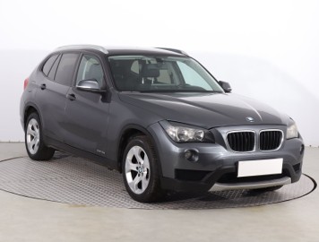 BMW X1 I (E84) , Navi, Klimatronic, Tempomat, Parktronic,