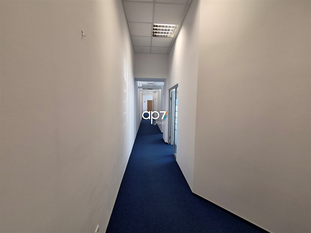 Przestronny lokal biurowy w kamienicy - Widok 4