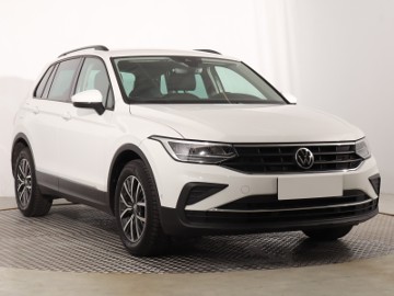 Volkswagen Tiguan , Salon Polska, 1. Właściciel, DSG, VAT 23%, Skóra, Navi,