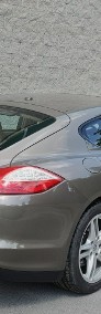 Porsche Panamera-4