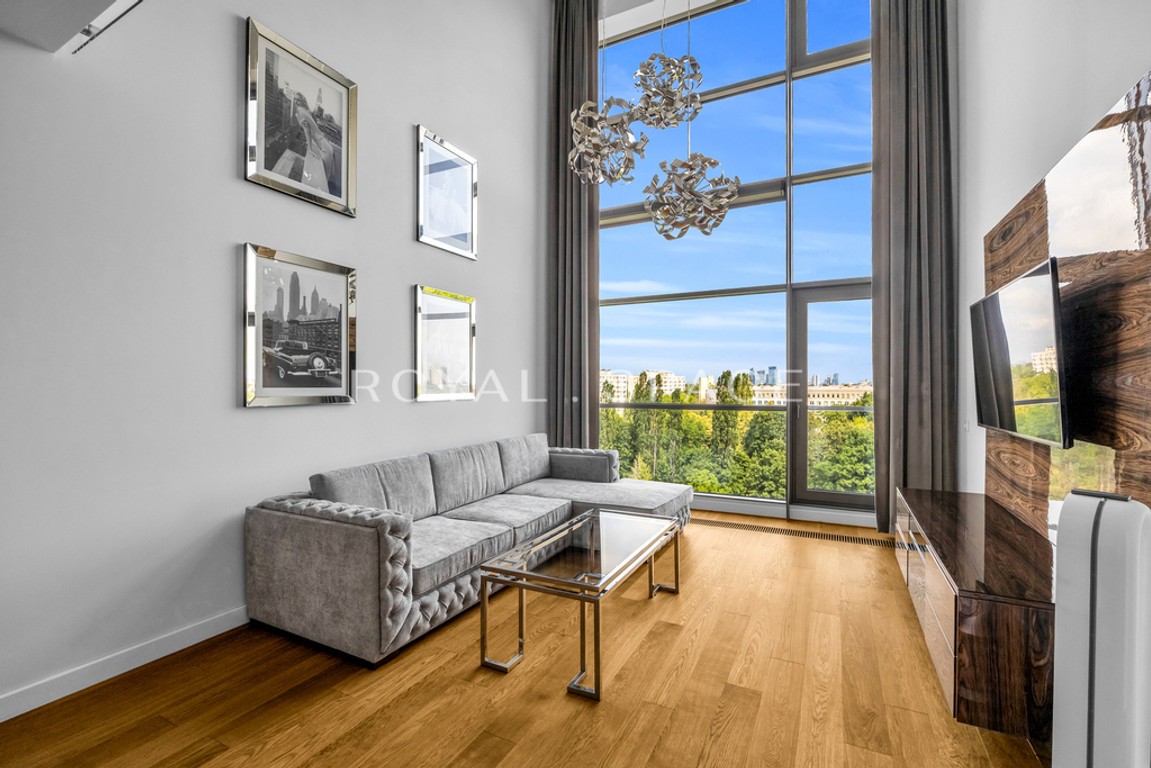 Loft z Panoramą Warszawy | Qbik