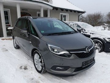 Opel Zafira ZAFIRA TOURER 1,4 16V Turbo Cosmo , Bi-LED , Navi , Automat ,7osobow