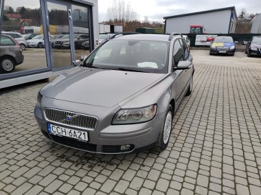 Volvo V50-1