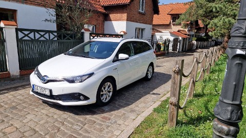 Kombi Hybryda  zakupiona w Polsce. Pierwsza rejestracja luty 2018