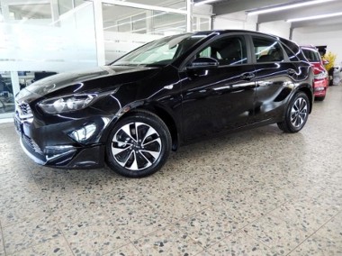 Kia Cee'd III 1.5 T-GDI M 1.5 T-GDI M 140KM-1