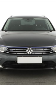 Volkswagen Passat B8 , 1. Właściciel, Serwis ASO, Automat, Navi, Klimatronic,-2