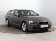 BMW SERIA 3 V (F30/F31/F34) BMW SERIA 3 , Navi, Klimatronic, Tempomat, Parktronic,