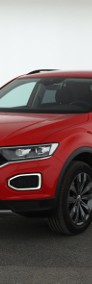 Volkswagen T-Roc , Salon Polska, 1. Właściciel, Serwis ASO, Klimatronic,-3