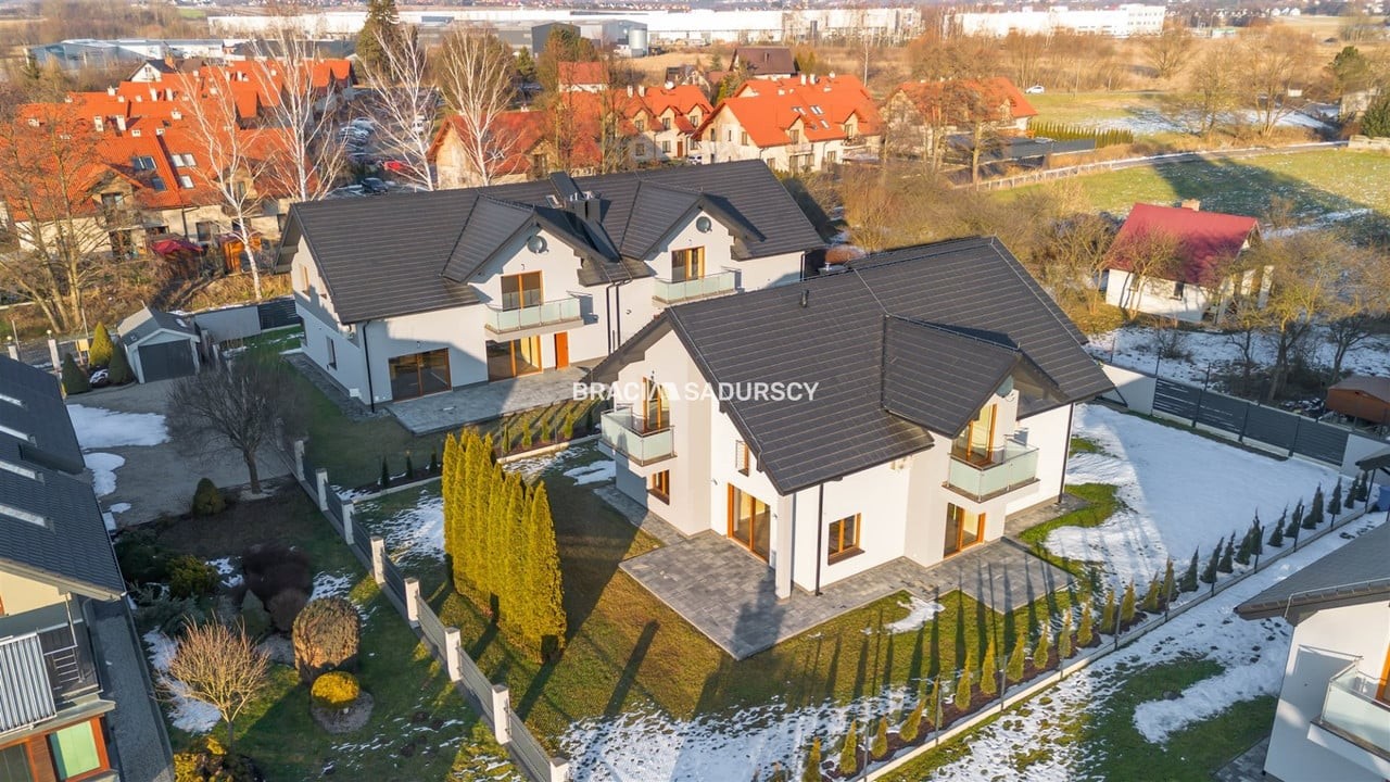 Wysoki Standard, 220 m², 4,5 arowa dzaiłka, NOWY, małopolskie