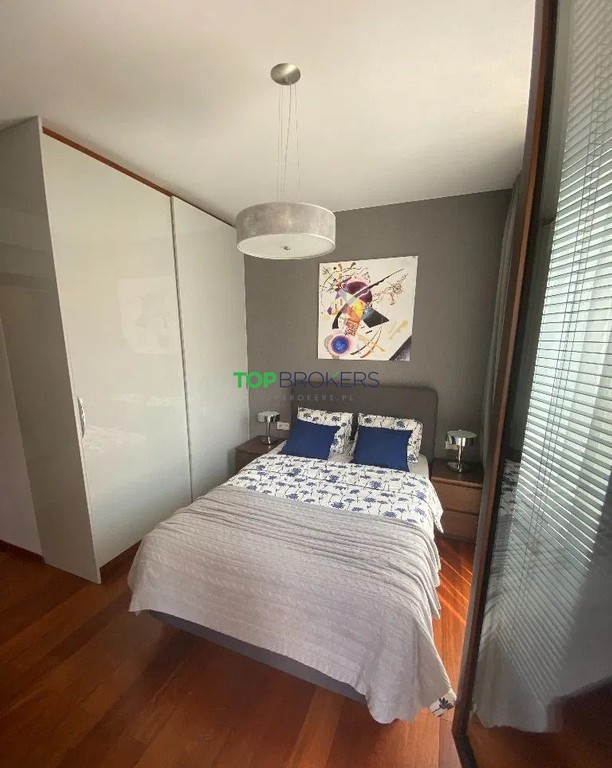 Luksusowe 2 pokoje, klimatyzacja, balkon, garaż - Więcej