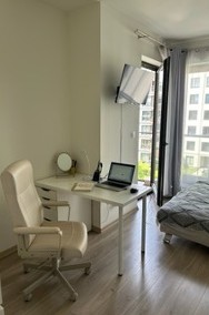 Pokój 1-os z balkonem i dużym łózkiem na Starym Podgórzu | Room for Rent-2