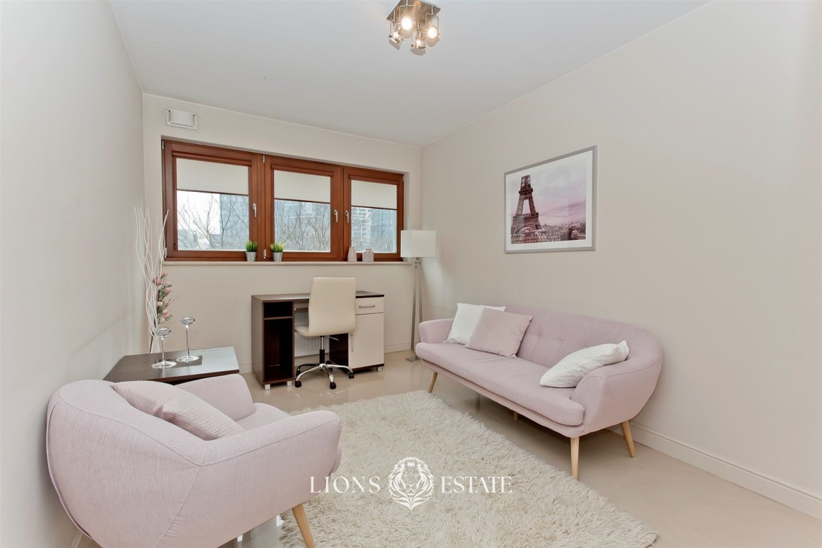 Designerski apartament w inwestycji w Śródmieściu – pohled 6