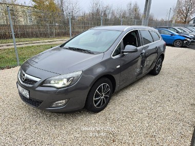 Opel Astra J-1